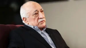 فتح اللہ گولن کی وفات: ترکی کا طاقتور شخصیت جس پر فوج کو صدر اردوغان کے خلاف بغاوت کیلئے اکسانے کا الزام عائد کیا گیا