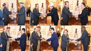 6 ممالک کے سفرا نے صدر مملکت کو اسناد سفارت پیش کر دیں