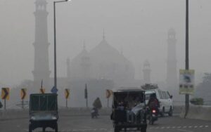 لاہور میں سموگ کے نئے سپیل کا خطرہ، ریڈ الرٹ جاری
