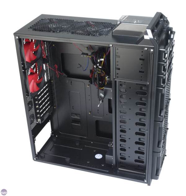 Antec Dark Fleet DF-85 Price in Pakistan