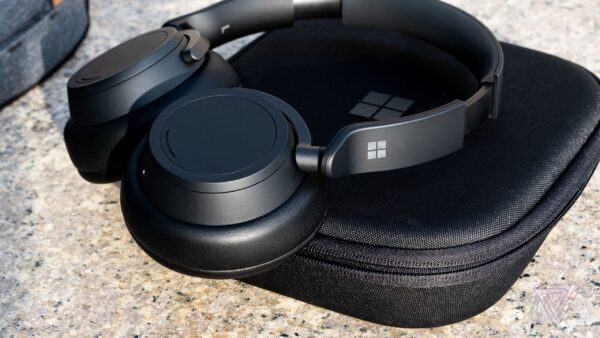 Microsoft Surface Headphones 2 Price in Pakistan