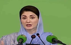 وزیراعلیٰ کا آفس سے واپسی پر اچانک سروسز ہسپتال کا دورہ، ایمرجنسی وارڈ کا تفصیلی معائنہ کیا، میرا کام عوام کے مفاد میں بہترین فیصلے کرنا ہے : مریم نواز