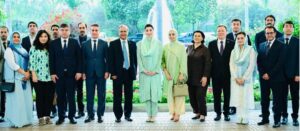 وزیراعلیٰ پنجاب سے اکنامک کارپوریشن آرگنائزیشن کے 25 رکنی وفد کی ملاقات