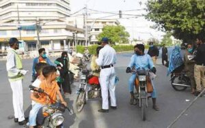 ون وے کی خلاف ورزی پر کے ایم سی کا 15 ہزار روپے جرمانہ عائد کرنے کا فیصلہ