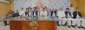 10 ہزار کوٹہ کی تقسیم کا طریقہ کار مسترد کرتے ہیں، حکومت کو بڑے مالی سکینڈل کا سامنا کرنا پڑے گا: حج آرگنائزرز کی پریس کانفرنس