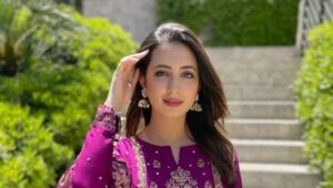 کومل عزیز کس خوف کی وجہ سے شادی نہیں کررہیں؟ اداکارہ کے انکشاف نے مداحوں کو چونکا دیا