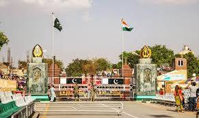 پاکستان اور بھارت نے شہریوں کی وطن واپسی کے بعد واہگہ اور اٹاری بارڈر کو بند کردیا