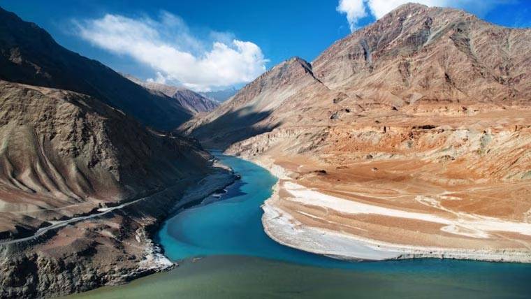 پاکستان کا بھارت کو سندھ طاس معاہدہ کی معطلی پر نوٹس دینے کا فیصلہ