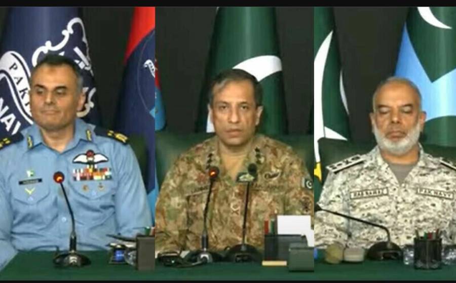ہمارے الفاظ نہیں کام بولتے ہیں” پاک بحریہ کے آفیسر نے میمز بنانے والوں کو پیغام دے دیا