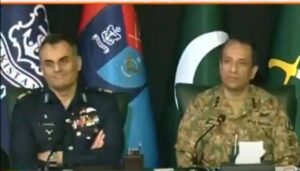اگر ایمان ہے تو بغیر تلوار کے بھی لڑتا ہے، سپاہی