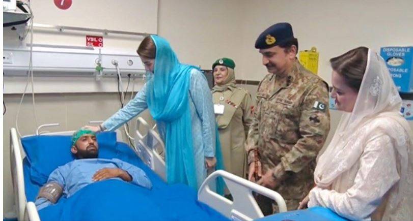 وزیراعلیٰ پنجاب غازیوں کی عیادت کیلئے سی ایم ایچ ہسپتال پہنچ گئیں