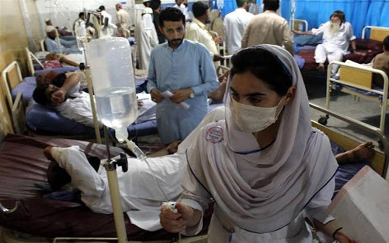 نرسز نے کورونا سمیت ہر ایمرجنسی میں اپنی جانوں کی پرواہ کیے بغیر قوم کی خدمت کی، وزیر اعلیٰ