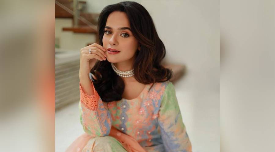 رابعہ کلثوم نے بھارت میں کام کرنے والے پاکستانی فنکاروں کو چپیڑیں مارنے کا اعلان کردیا