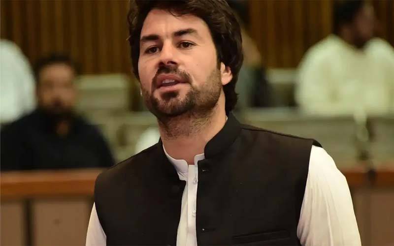 باجوڑ: وزیراعظم کے مشیر و رکن قومی اسمبلی مبارک زیب کے گھر کے قریب دھماکا