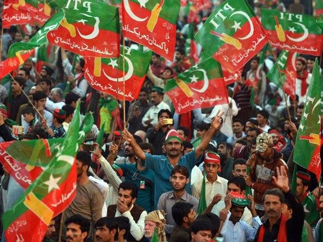 نو مئی مقدمات: عالیہ حمزہ، نادیہ خٹک، جاوید کوثر کی ضمانت میں توسیع