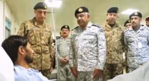 سربراہ پاک بحریہ ایڈمرل نوید اشرف کا سی ایم ایچ راولپنڈی کا دورہ