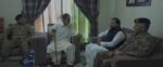 کمانڈر 12 کور لیفٹیننٹ جنرل راحت نسیم احمد خان اور وزیرِ اعلیٰ بلوچستان کی شہداء کے اہلخانہ سے ملاقات
