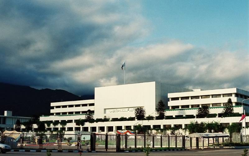 سول سرونٹ ایکٹ میں ترمیم منظور، افسران پر اپنے و اہل خانہ کے اثاثے ظاہر کرنا لازمی قراردیدیا گیا