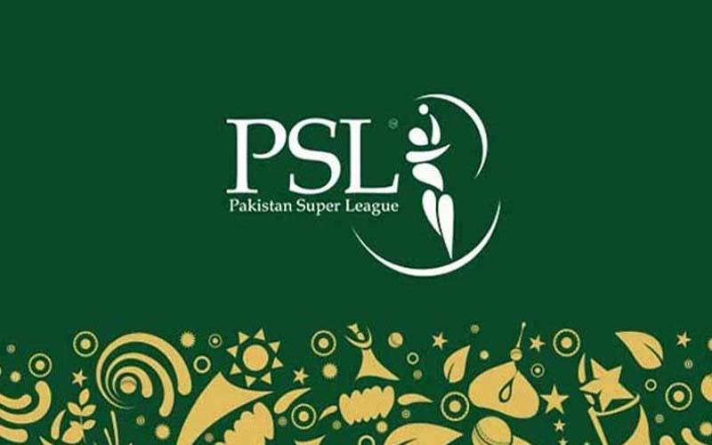 ملتان سلطانز کی کوئٹہ گلیڈی ایٹرز کے خلاف بیٹنگ جاری