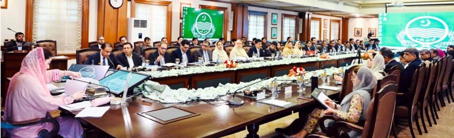 6 گھنٹے طویل اجلاس، 12 اضلاع کے سالانہ ترقیاتی پروگرام کی منظوری، وقت بہت کم ہے عوام کے لیے بہت کچھ کرنا باقی ہے: وزیر اعلیٰ مریم نواز
