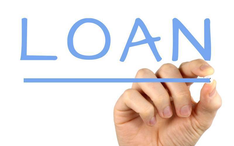 حکومت نے 30 جون تک کمرشل بینکوں سے مزید ایک ارب ڈالر کا قرضہ لینے کا فیصلہ