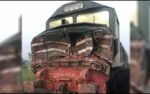 فیصل آباد کے قریب شالیمار ایکسپریس اینٹوں سے بھری ٹرالی سے ٹکرا گئی