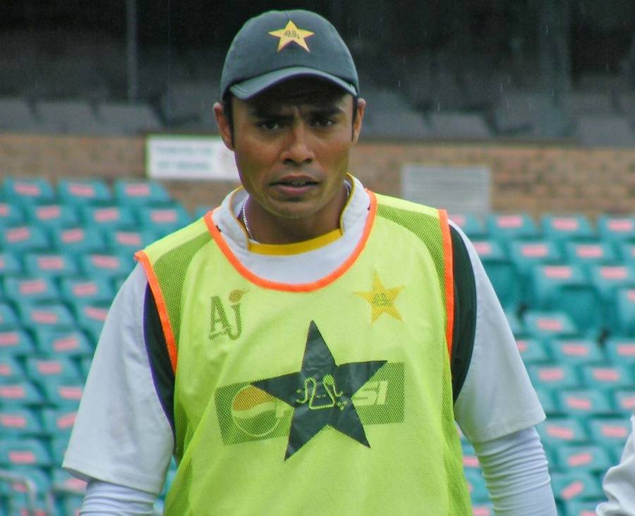بھارت سے وفاداری کسی کام نہ آئی، پاکستان کے خلاف زہر اگلنے والے دانش کنیریا کی تصویر انڈین سٹیڈیم سے ہٹا دی گئی۔