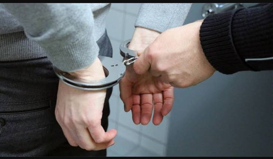 مبینہ پاکستانی ایجنٹ کو حساس معلومات فراہم کرنے کے الزام میں بھارتی شہری گرفتار