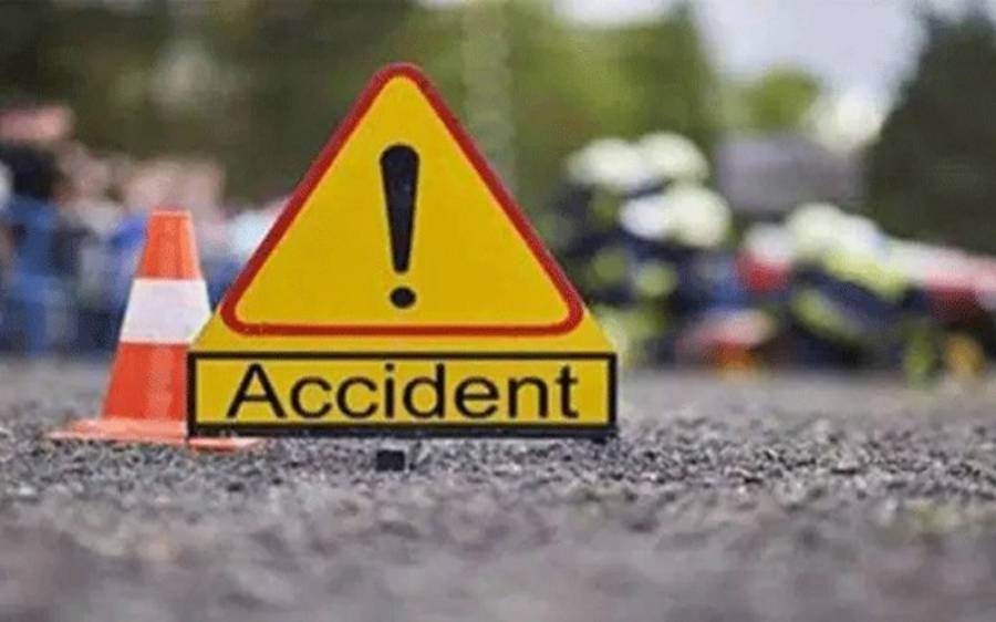 اوکاڑہ ٹریفک حادثے میں ایک ہی خاندان کے 4 افراد جاں بحق، وزیراعلیٰ کا اظہار افسوس