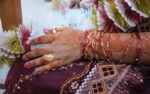چار بیٹوں نے اپنے 90 سالہ والد کے لیے دلہن بیاہ لائے، دلہن کی عمر کتنی ہے؟ سوشل میڈیا پر بحث شروع