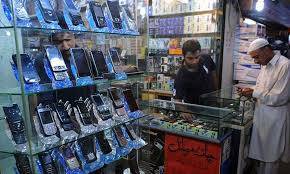 کراچی : موبائل فون شاپ پر ڈکیتی، 4 ملزمان لاکھوں مالیت کے فونز لے گئے