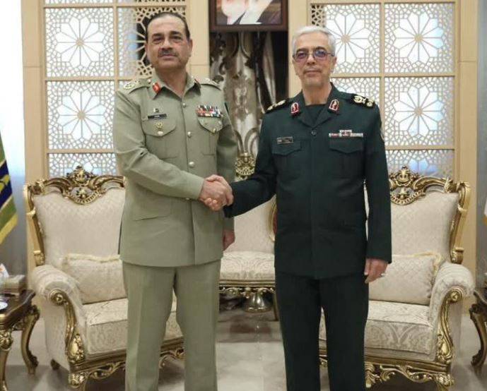 فیلڈ مارشل عاصم منیر کا جنرل سٹاف ہیڈکوارٹرز کا دورہ، ایرانی چیف آف جنرل سٹاف جنرل محمد بغیری سے ملاقات، عسکری تعاون بڑھانے پر زور