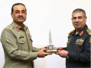 فیلڈ مارشل کی آذربائیجان کے وزیرِ دفاع سے ملاقات، دفاعی تعلقات مزید مستحکم کرنے کے عزم کا اعادہ