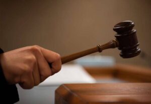 299 بچوں اور مریضوں کے ساتھ زیادتی کرنے والے ڈاکٹر کو سزا سنادی گئی