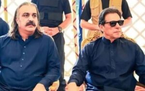 گنڈاپور کے اہم پیغام کے باوجود عمران خان نے مذاکرات کا راستہ چننے سے انکار کر دیا