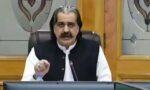 سرکاری سکولوں میں کوئی بچہ فرش پر نہیں بیٹھے گا: علی امین گنڈاپور