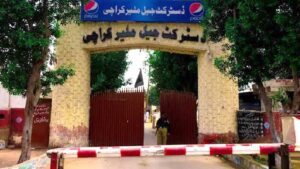 ملیر جیل سے 216 قیدی فرار، شدید فائرنگ، ایک قیدی ہلاک، 3ایف سی اہلکار زخمی