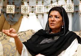 عمران خان سے حکومت کو قبول کرنے اور 9 مئی پر معافی مانگنے کا کہا جا رہا ہے: علیمہ خان