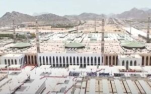 دنیا اور آخرت کی کامیابی کس کی خدمت میں پوشیدہ ہے؟ شیخ صالح بن حمید نے بتا دیا