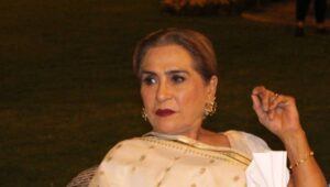 یک طرفہ محبت ناسمجھی اور جذباتی کمزوری ہے؛ پروین اکبر