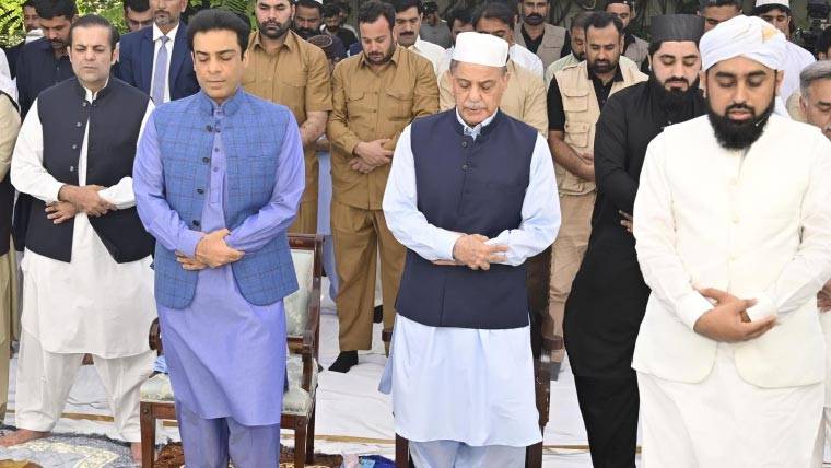 صدر اور وزیراعظم سمیت اہم شخصیات نے نماز عید کہاں ادا کی؟