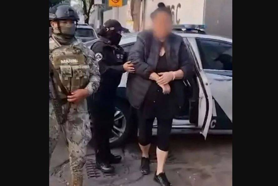 اپنی مخالف "آنٹ فینی" کو قتل کروانے والی "دی فیٹ لیڈی" گرفتار