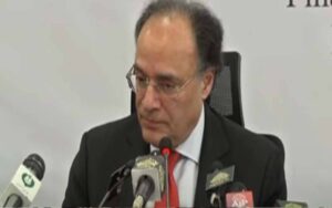 ملک میں مہنگائی کی شرح ابھی بھی ساڑھے سات فیصد، حکومت جو کچھ دے رہی ہے قرضے لےکر دے رہی ہے، وزیر خزانہ