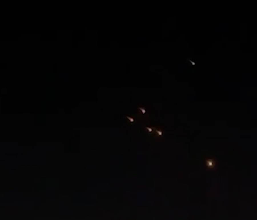 ایران کا جوابی حملہ شروع، کئی میزائل داغ دیے، اسرائیل کا ملٹری ہیڈ کوارٹر نشانہ بننے کی اطلاعات