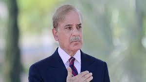 پاکستان میں خون کی قلت بڑا مسئلہ، شہری عطیہ کریں: وزیراعظم کی اپیل
