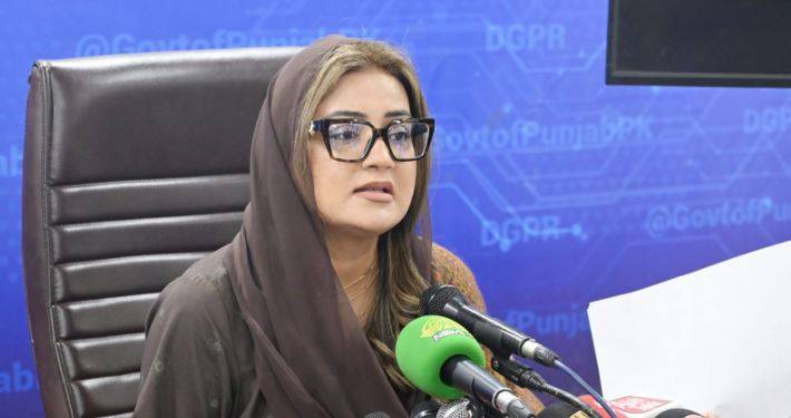 کے پی حکومت نے مریم نواز کی ائیر ایمبولنس کے مقابلے میں رکشہ چلا دیا : عظمٰی بخاری