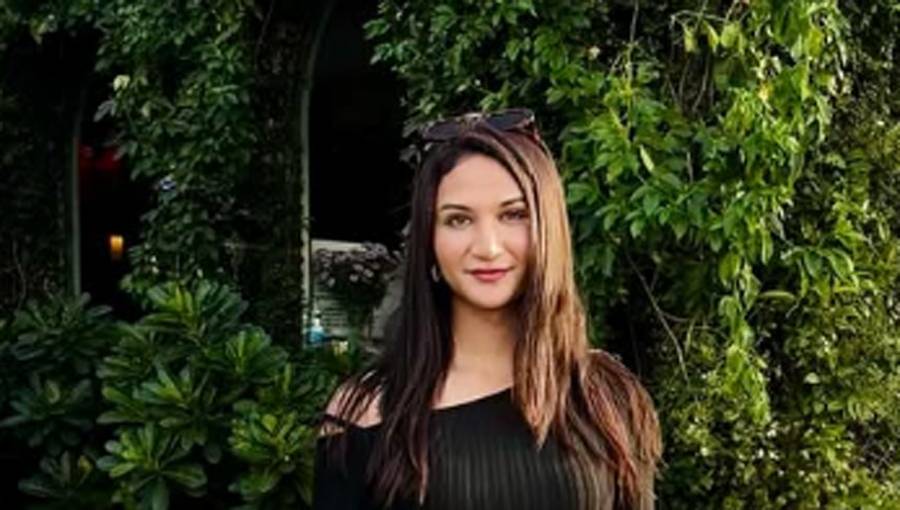جنس تبدیل کروا کر لڑکی بننے والی کرکٹر نے بھارتی کرکٹ بورڈ اور آئی سی سی سے بڑا مطالبہ کر دیا