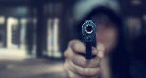 سیہون: ڈکیتی مزاحمت پر ڈاکوؤں کی فائرنگ سے نوجوان جاں بحق