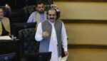 عمران خان کے سامنے بجٹ رکھنا چاہتے ہیں، ملاقات نہیں کرائی جارہی : علی امین گنڈاپور