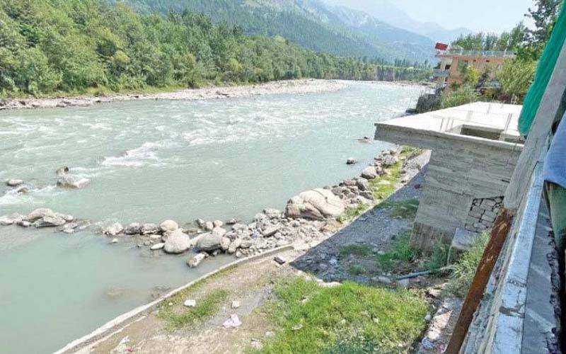 کاغان : سیاحوں کی گاڑی دریائے کنہار میں جاگری، میاں بیوی جاں بحق